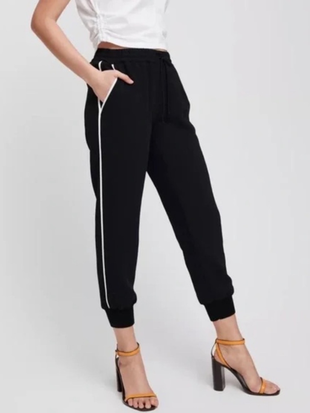 Aritzia Wilfred Buffon Pant Black White Jogger XS
